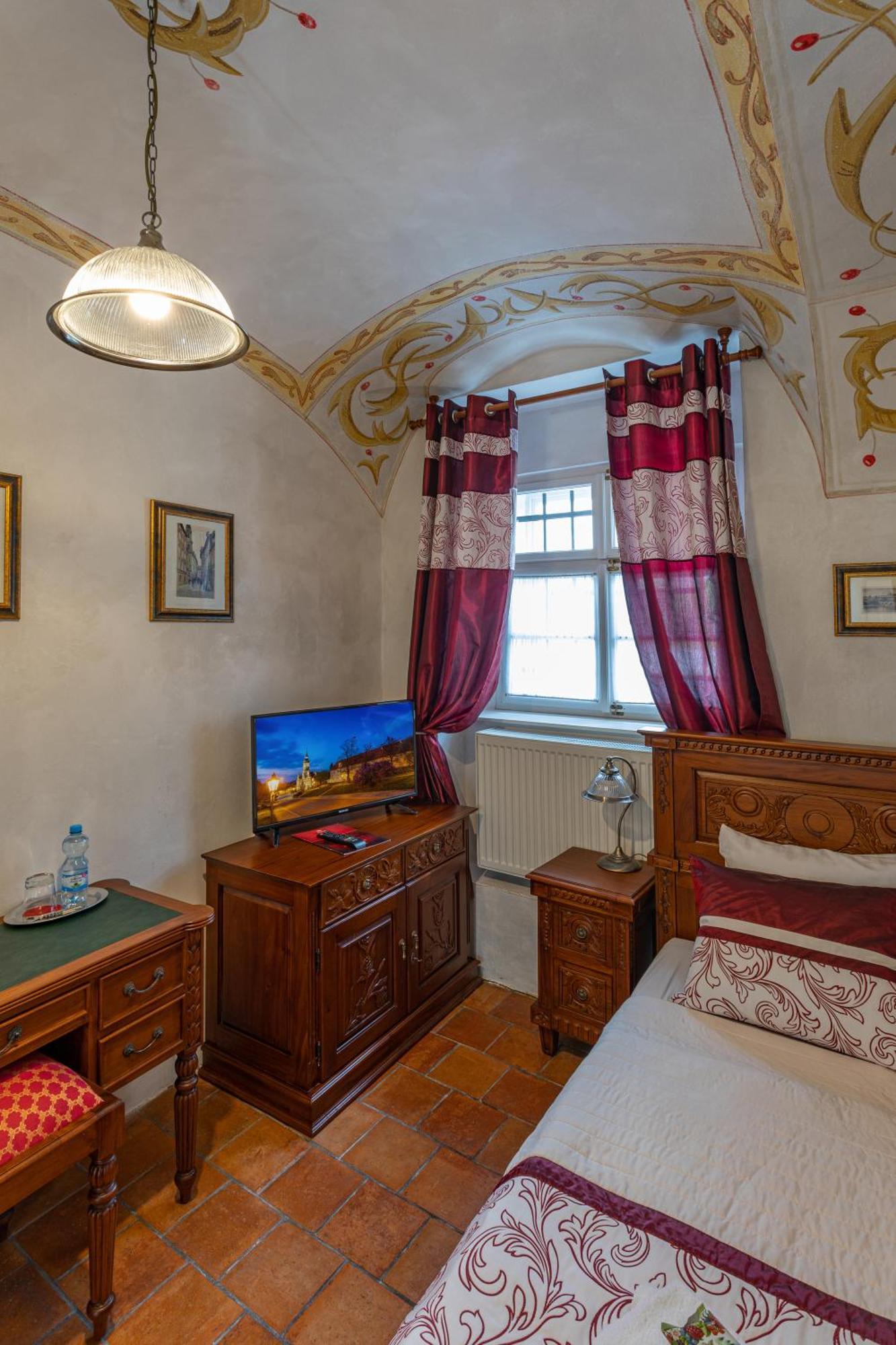 Loreta Hotel Praga Cameră foto